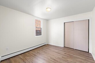 201 16th St in Union City, NJ - Building Photo - Building Photo