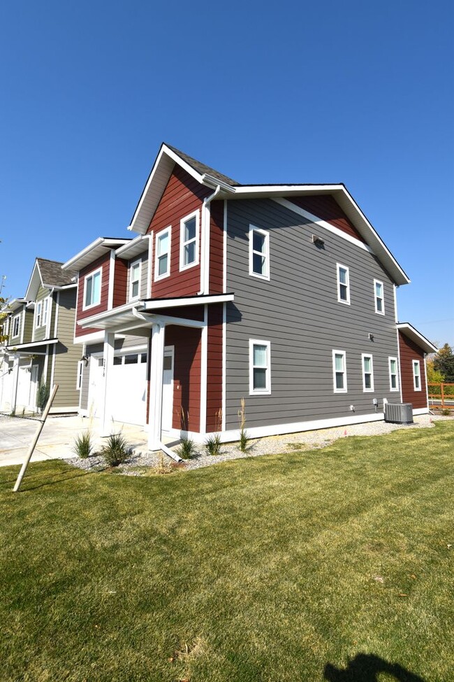 2978 W Babcock St in Bozeman, MT - Foto de edificio - Building Photo