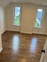 470 Howard Ave in New Haven, CT - Foto de edificio - Building Photo