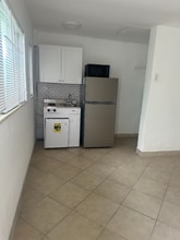 1064 N Tamiami Trl in North Fort Myers, FL - Building Photo - Building Photo