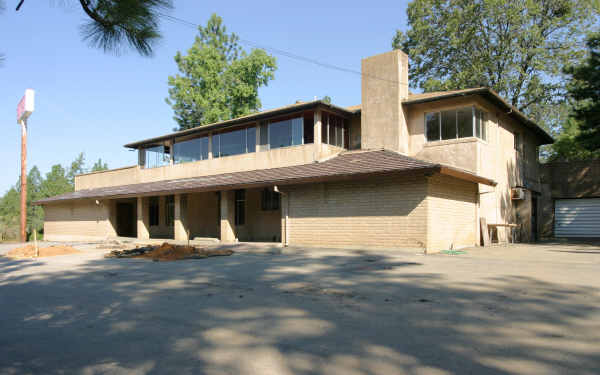 20265 Paoli Ln in Colfax, CA - Foto de edificio