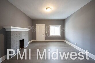 22 N Euclid Ave in Indianapolis, IN - Foto de edificio - Building Photo