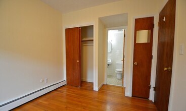 168 N Beacon St in Boston, MA - Building Photo - Building Photo