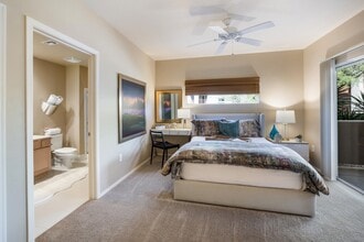 Golf Villas Apartments in Tucson, AZ - Foto de edificio - Building Photo