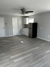 280 Wisner Ave in Middletown, NY - Foto de edificio - Building Photo