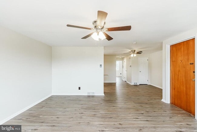 116 Clement Rd in Oreland, PA - Building Photo - Building Photo