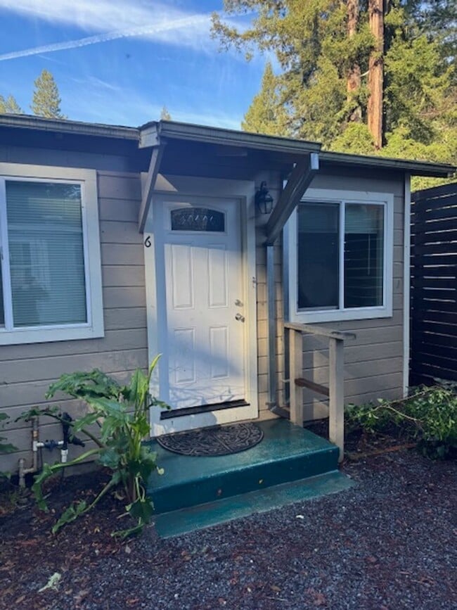 10381 CA-116 in Forestville, CA - Building Photo - Building Photo