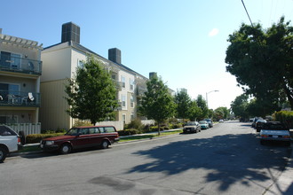 Craig Gardens Senior Housing in Campbell, CA - Building Photo - Building Photo