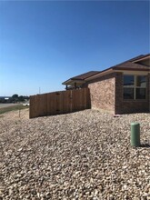 101 Calvin Smith Ln. in Jarrell, TX - Building Photo - Building Photo