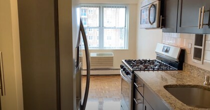 189 Freeman St in Brookline, MA - Building Photo - Building Photo