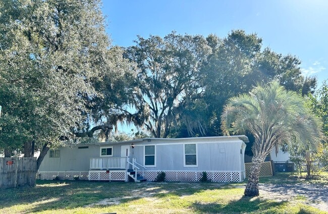 property at 11709 SE 99th Ct