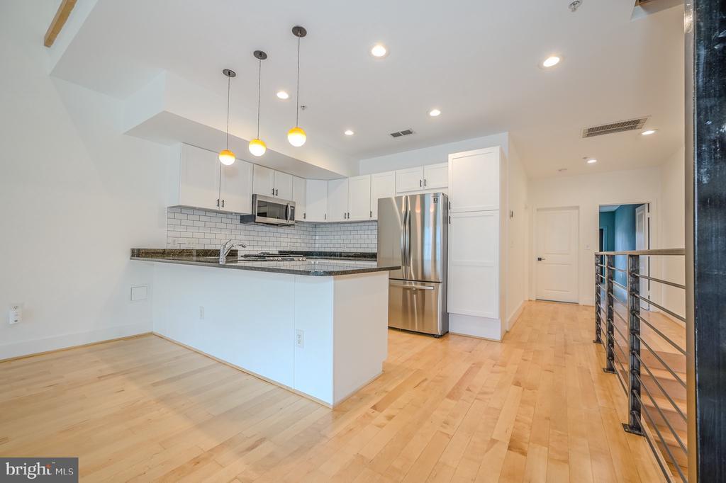 1328 Maryland Ave NE in Washington, DC - Building Photo