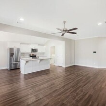 5360 University Gardens Dr in Cottondale, AL - Building Photo - Building Photo