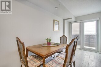 38 Monte Kwinter Ct in Toronto, ON - Building Photo - Building Photo