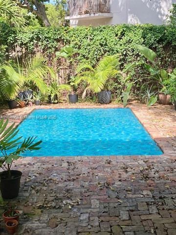 3049 Mary St in Miami, FL - Building Photo - Building Photo