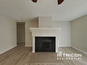 8230 Longhorn Ridge Dr in Converse, TX - Building Photo - Building Photo