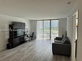 3300 NE 192 St in Aventura, FL - Building Photo