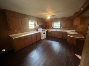 103 East Blvd in Jacksonville, AR - Building Photo - Building Photo