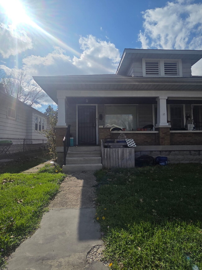 property at 810 N Bradley Ave