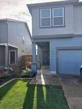 2979 Fenya St in Springfield, OR - Building Photo - Building Photo