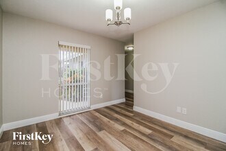 118 Ruby Red Ln in Longwood, FL - Foto de edificio - Building Photo