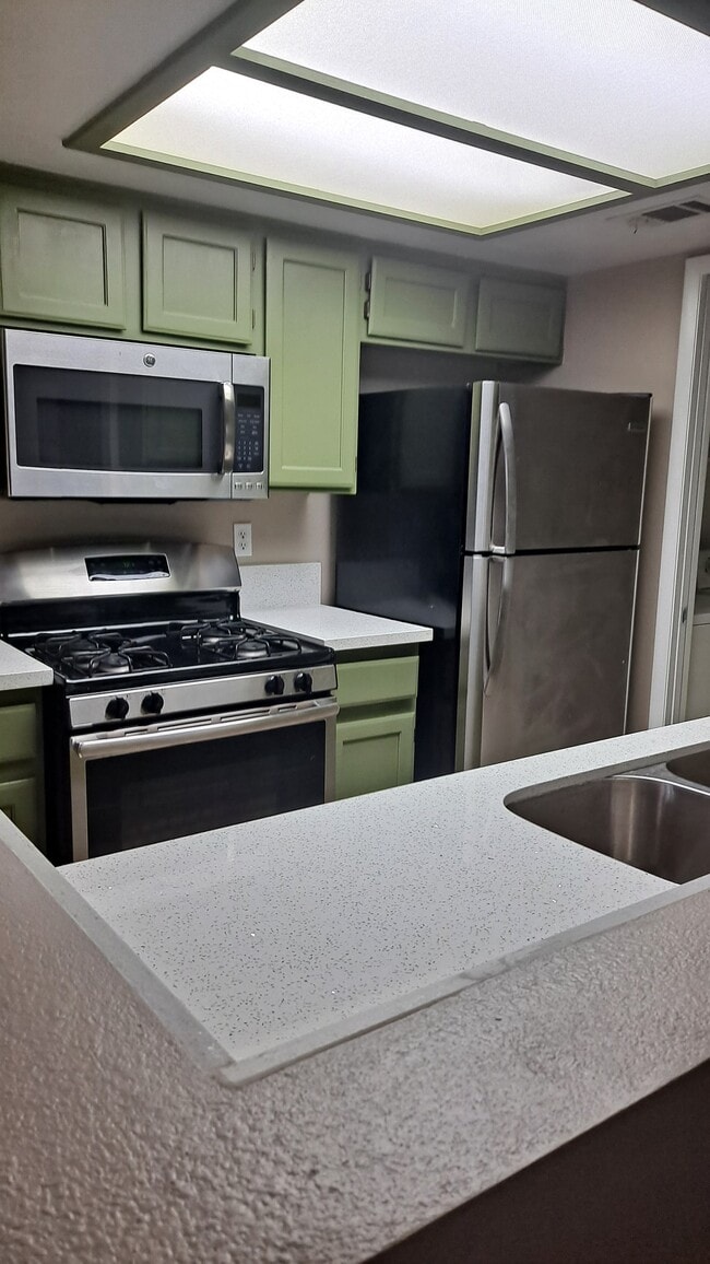 property at 7100 Pirates Cove Rd