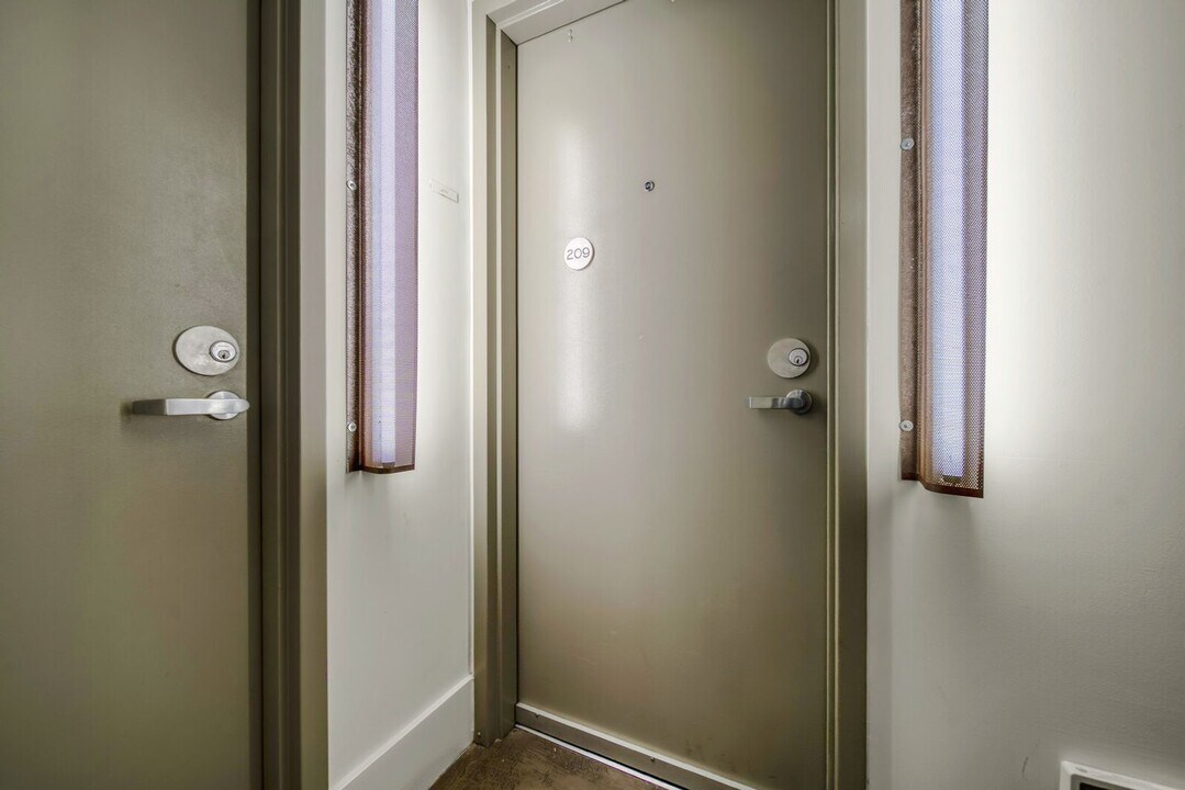 83 McAllister St in San Francisco, CA - Building Photo