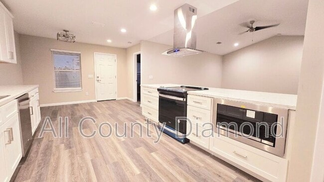 property at 518 J H Crews Cir