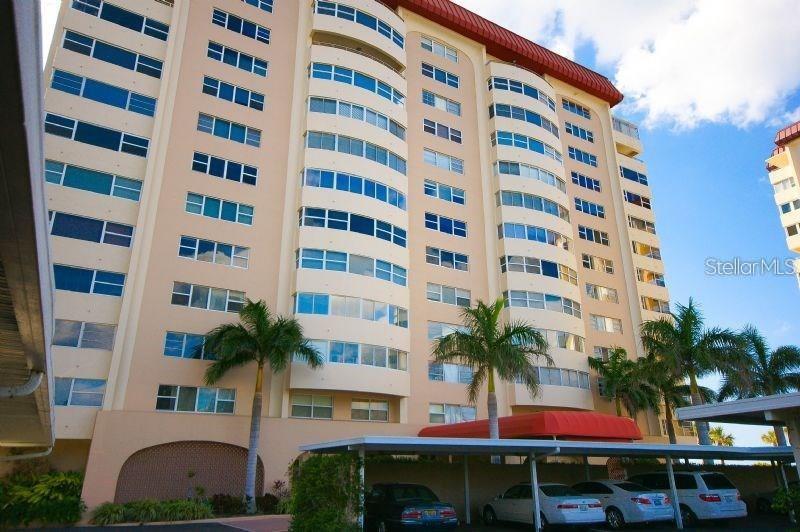1750 Benjamin Franklin Dr in Sarasota, FL - Building Photo