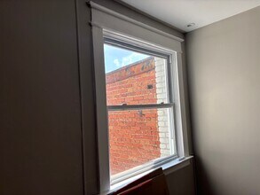 1020 Fairmont St NW in Washington, DC - Building Photo - Building Photo