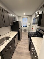 6102 McCallum St in Philadelphia, PA - Building Photo