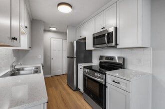 1551 Namekagon St in Hudson, WI - Building Photo - Building Photo