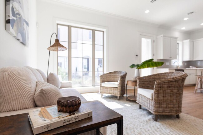 property at 115 Gaunt Ln