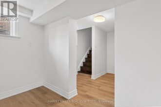 67 Robinglade Dr in Toronto, ON - Building Photo - Building Photo