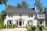 55 Edgemont Rd in Asheville, NC - Foto de edificio - Building Photo