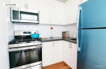 4907 4th Ave, Unit 5B in Brooklyn, NY - Foto de edificio - Building Photo