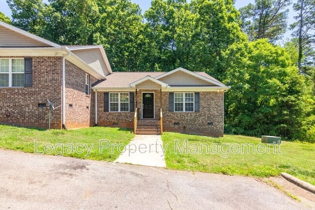 property at 1352 Snow Ct