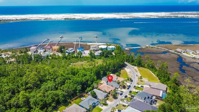259 Tecumseh Ln in Mary Esther, FL - Building Photo - Building Photo