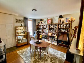 5528 Comet Wy in Pittsburgh, PA - Building Photo - Building Photo