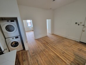 338 South St, Unit 2F in Philadelphia, PA - Building Photo - Building Photo