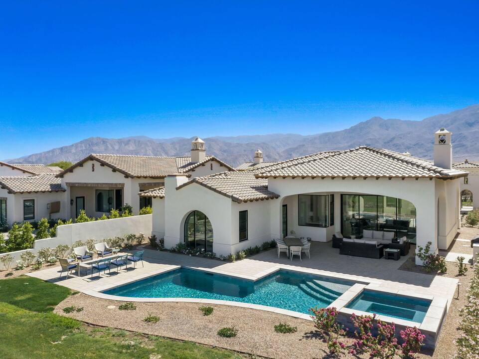 81730 Andalusia in La Quinta, CA - Building Photo