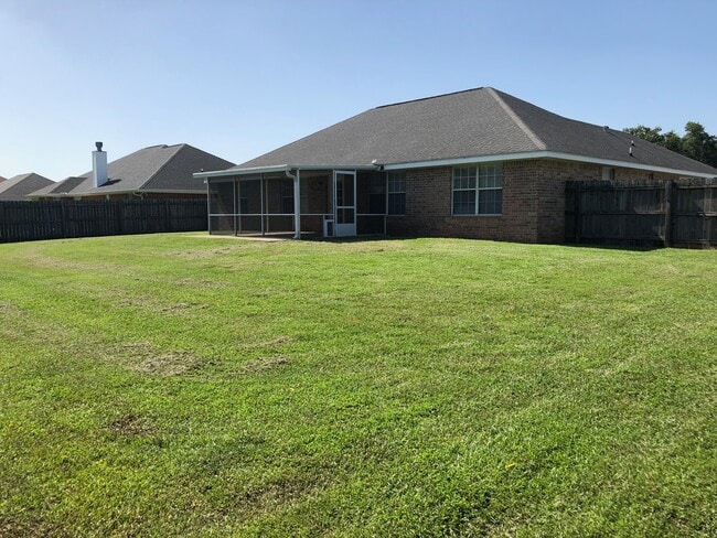342 Manchester Ln in Foley, AL - Building Photo - Building Photo