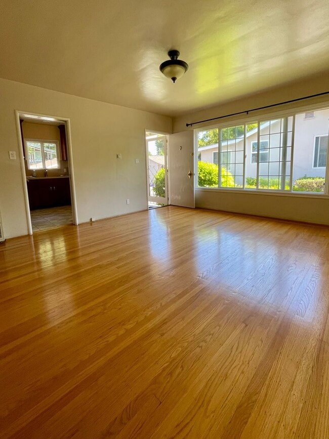 940 Alice Ln in Menlo Park, CA - Building Photo - Building Photo