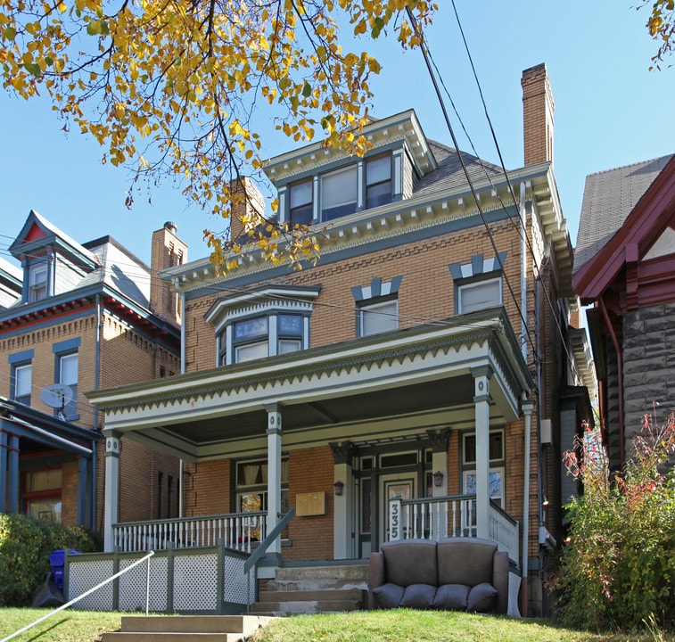 335 S Atlantic Ave in Pittsburgh, PA - Building Photo