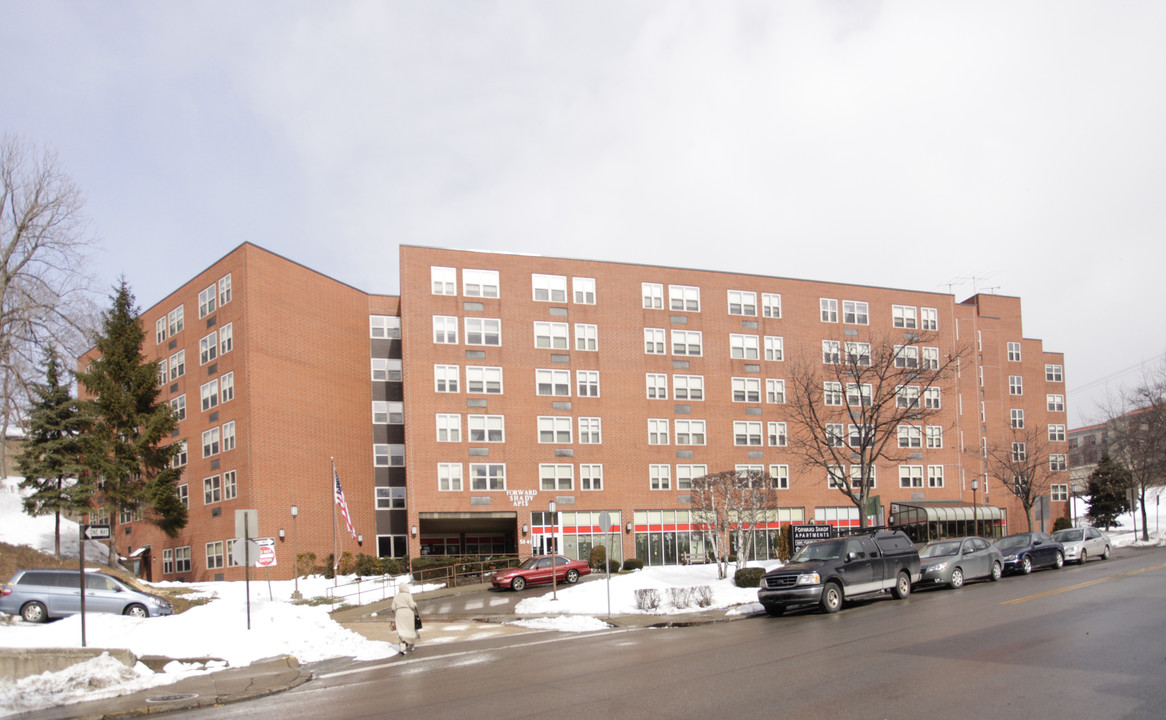 Forward Shady Apartments in Pittsburgh, PA - Foto de edificio