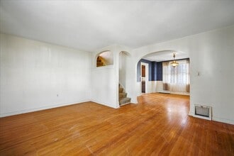 3110 N Sherwood Ave in Peoria, IL - Foto de edificio - Building Photo