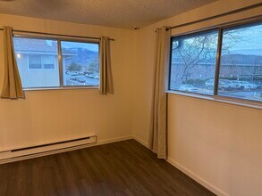 1328 Green Ct N in Carson City, NV - Foto de edificio - Building Photo