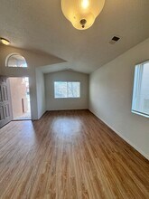 801 Prairie Sage Ct SW in Los Lunas, NM - Building Photo - Building Photo