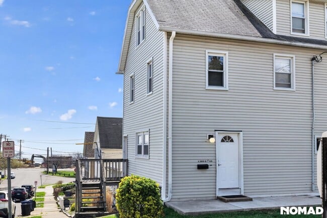 54 Dawson Ave in West Haven, CT - Building Photo - Building Photo