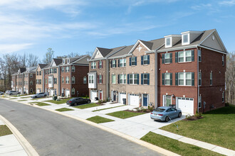 EVOLV at Stonehaven in White Plains, MD - Building Photo - Building Photo